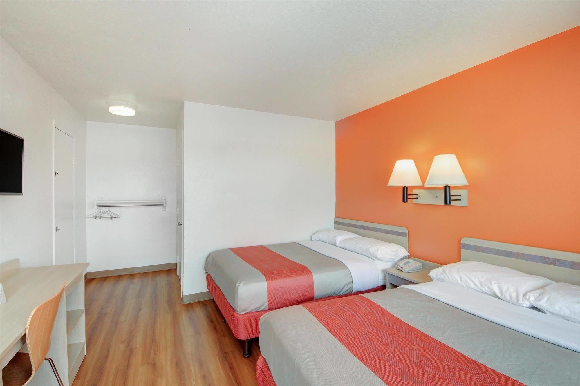 Motel 6 - Oklahoma City Airport Esterno foto